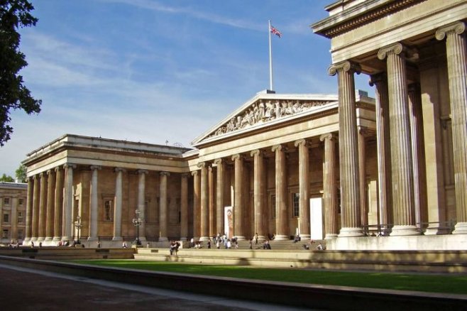 Великобритания: Государственное устройство, исторические факты, отдых и музеи