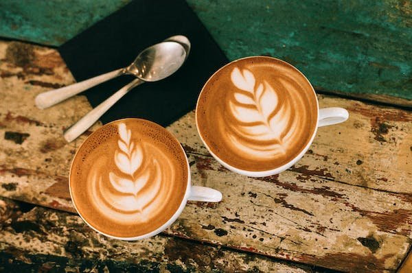 Как малые дозы кофе влияют на мозг человека