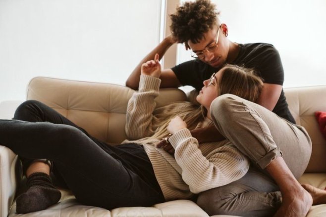 Почему «Как дела?» — это самая важная фраза в отношениях